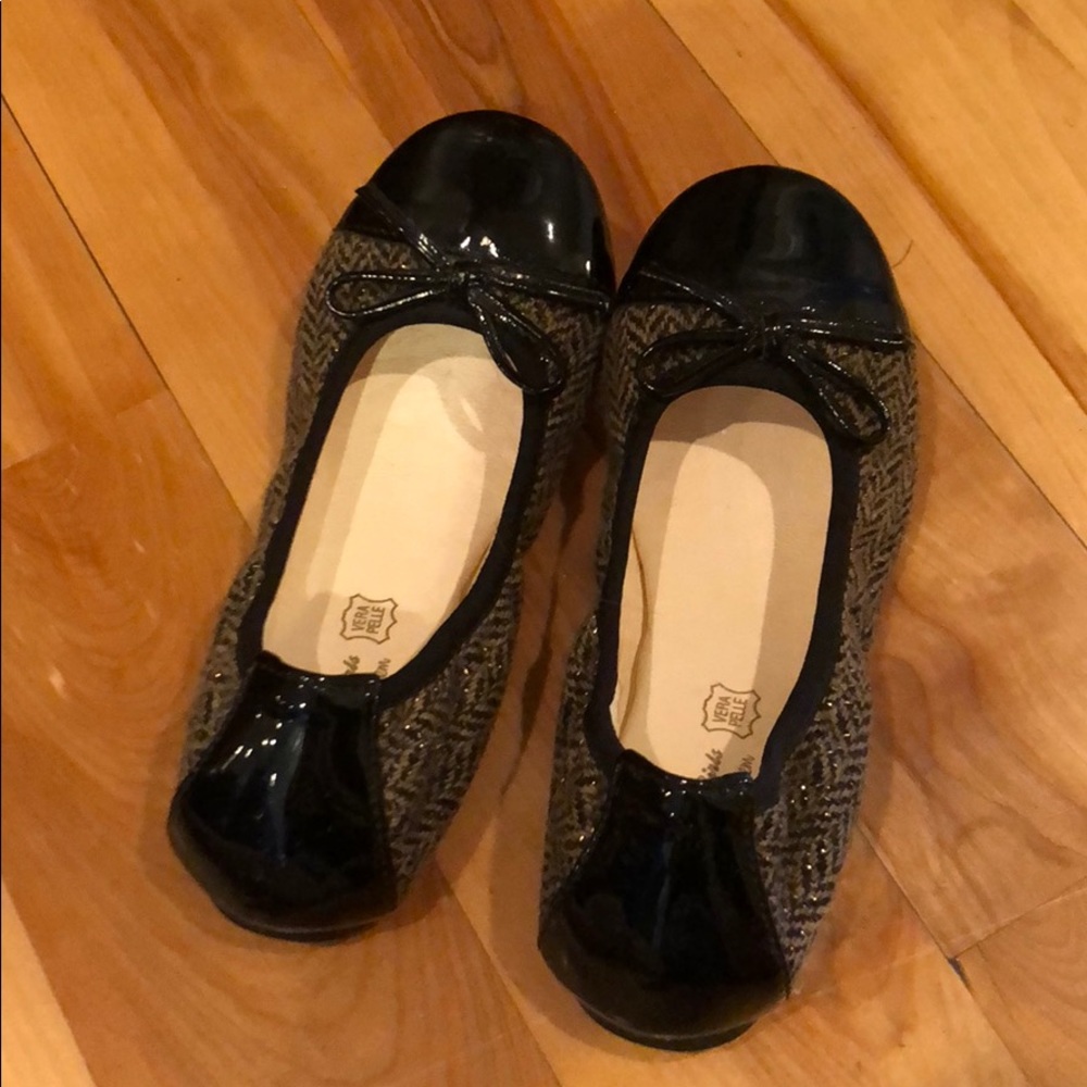 Girl’s Primigi Ballet Slip-on Shoes (Never worn)